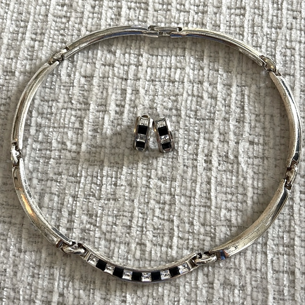Choker Necklace with Earrings GUC